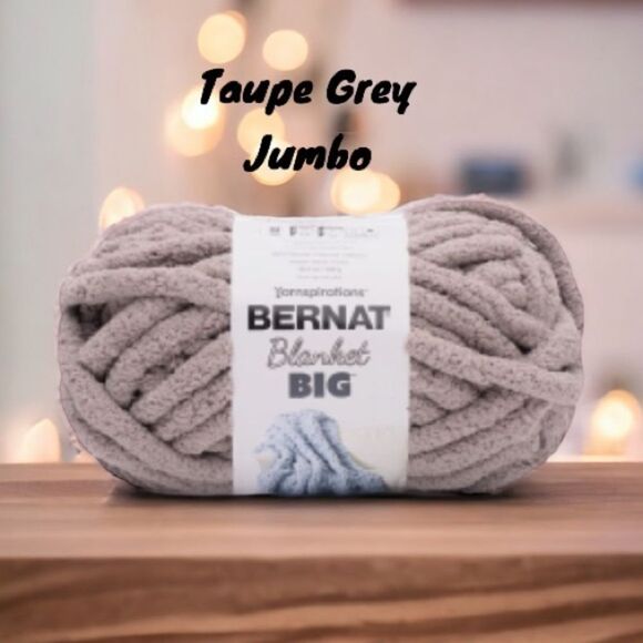 BERNAT BLANKET BIG YARN TAUPE GRAY POLYESTER 300g JUMBO - Picture 1 of 5